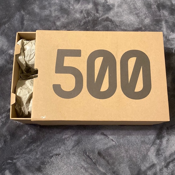 Yeezy 500s Ash gray